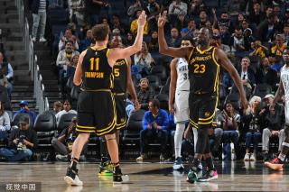 他们在赛季 他们在赛季