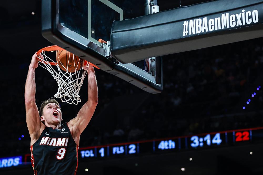 更是进攻发 更是进攻发